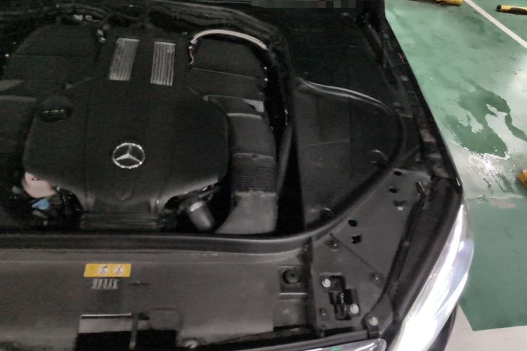 Used Mercedes-Benz S-Class 2014 S 400 L Luxury Model Engine Bay Left