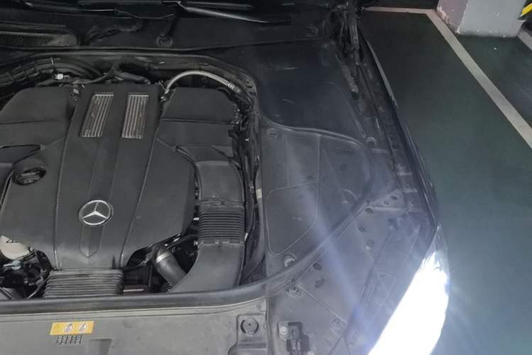 Used Mercedes-Benz S-Class 2014 S 320 L Business Model Engine Bay Left