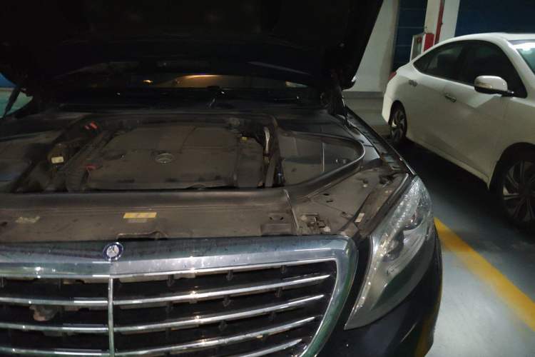 Used Mercedes-Benz S-Class 2014 S 400 L HYBRID Engine Bay Left