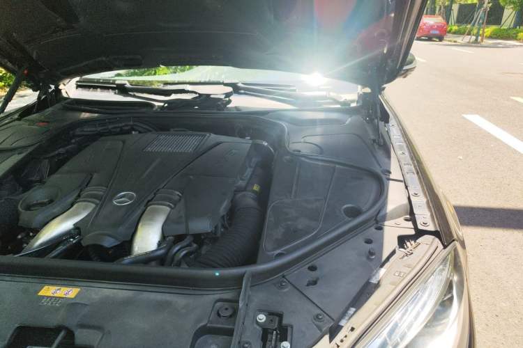 Used Mercedes-Benz S-Class 2014 S 500 L 4MATIC Engine Bay Left