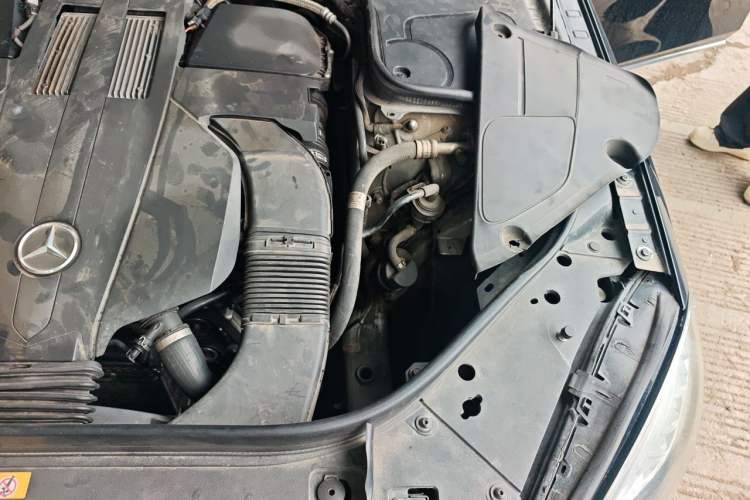 Used Mercedes-Benz S-Class 2014 S 400 L Prestige Edition Engine Bay Left