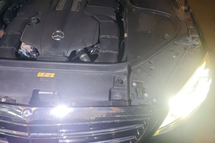 Used Mercedes-Benz S-Class 2014 S 320 L Business Model Engine Bay Left