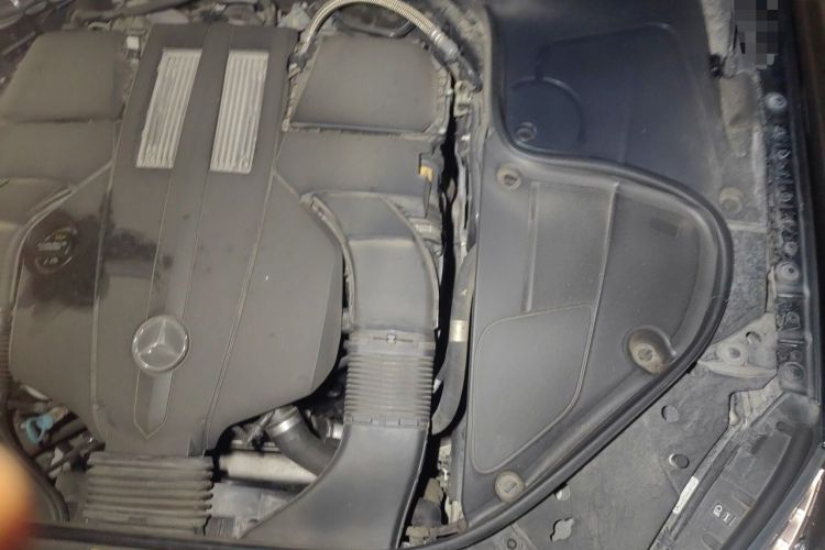 Used Mercedes-Benz S-Class 2014 S 320 L Business Model Engine Bay Left