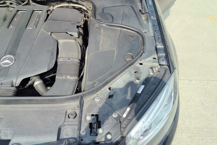 Used Mercedes-Benz S-Class 2014 S 320 L Business Model Engine Bay Left