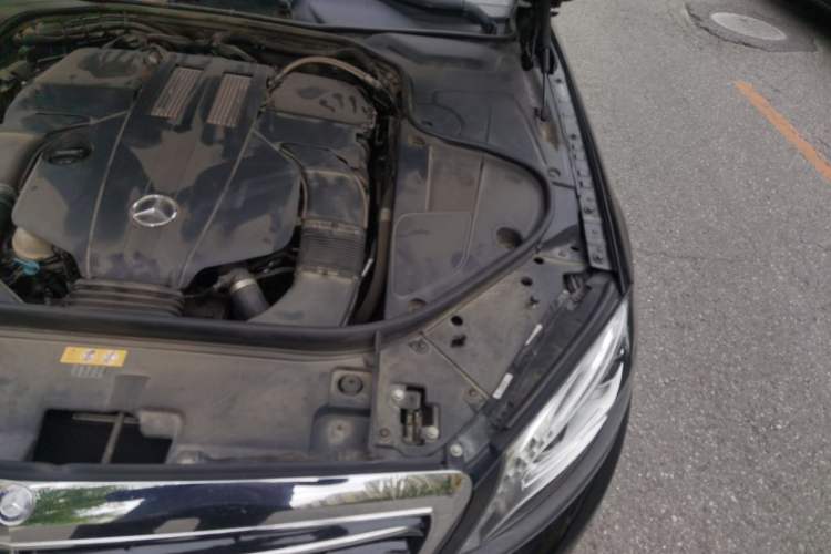 Used Mercedes-Benz S-Class 2014 S 320 L Business Model Engine Bay Left