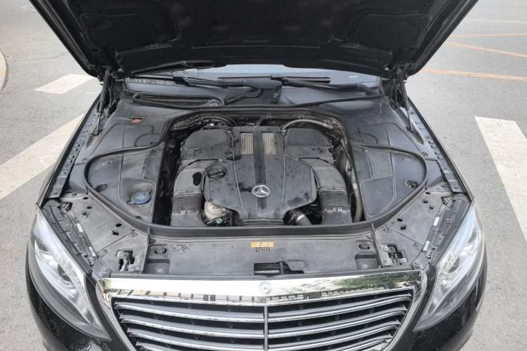 Used Mercedes-Benz S-Class 2014 S 320 L Business Model Engine Bay