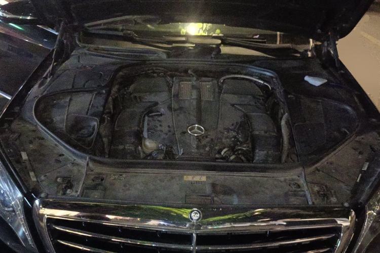 Used Mercedes-Benz S-Class 2014 S 320 L Business Model Engine Bay
