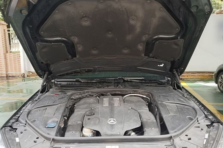 Used Mercedes-Benz S-Class 2014 S 320 L Business Model Engine Bay