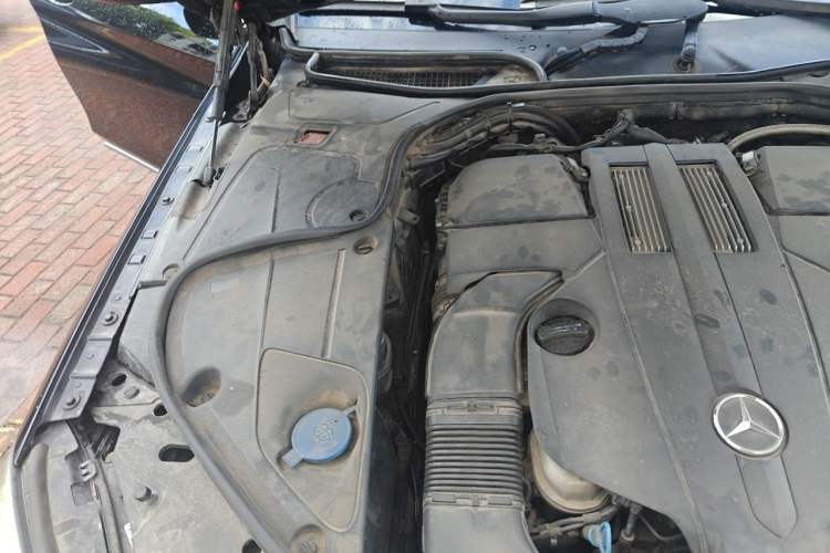 Used Mercedes-Benz S-Class 2014 S 320 L Business Model Engine Bay Right