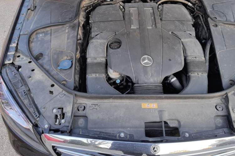 Used Mercedes-Benz S-Class 2014 S 320 L Business Model Engine Bay Right
