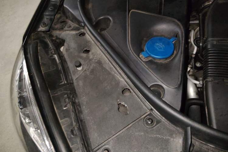 Used Mercedes-Benz S-Class 2014 S 320 L Business Model Engine Bay Right