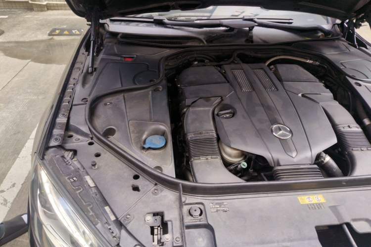 Used Mercedes-Benz S-Class 2014 S 320 L Business Model Engine Bay Right