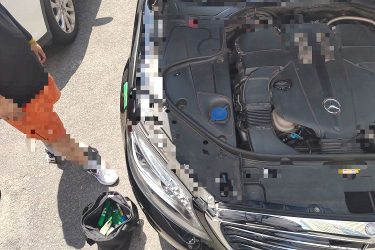 Used Mercedes-Benz S-Class 2014 S 320 L Luxury Model Engine Bay Right