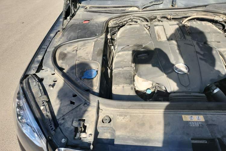 Used Mercedes-Benz S-Class 2014 S 320 L Business Model Engine Bay Right