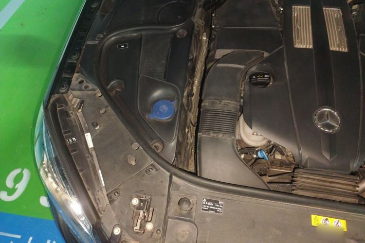Used Mercedes-Benz S-Class 2014 S 320 L Business Model Engine Bay Right