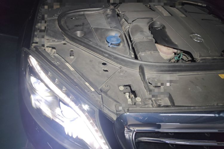 Used Mercedes-Benz S-Class 2014 S 320 L Business Model Engine Bay Right