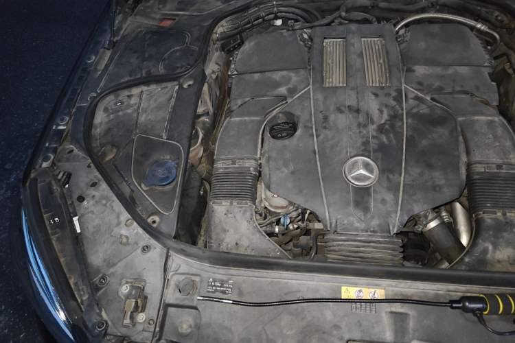 Used Mercedes-Benz S-Class 2014 S 320 L Business Model Engine Bay Right