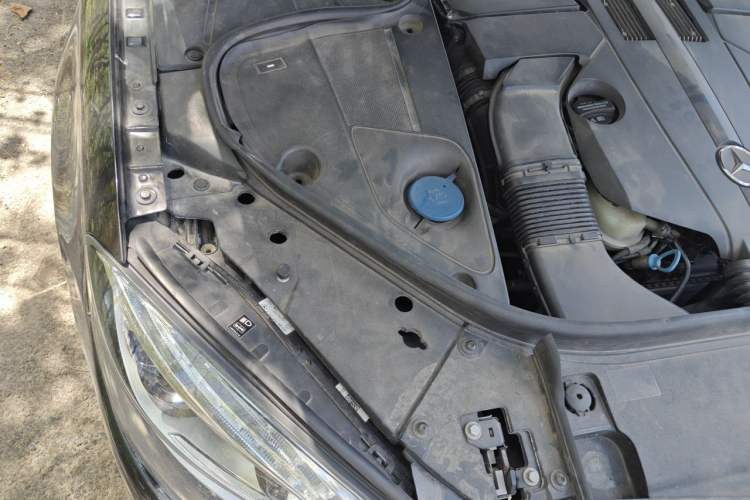Used Mercedes-Benz S-Class 2014 S 400 L Prestige Edition Engine Bay Right
