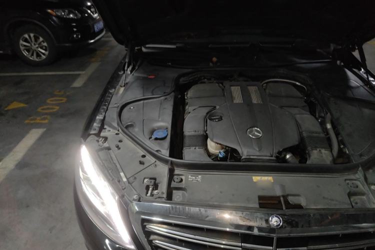 Used Mercedes-Benz S-Class 2014 S 320 L Luxury Model Engine Bay Right
