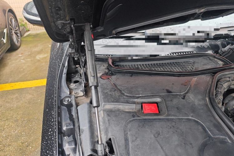 Used Mercedes-Benz S-Class 2014 S 320 L Business Model Engine Bay Right