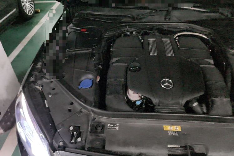 Used Mercedes-Benz S-Class 2014 S 400 L Luxury Model Engine Bay Right