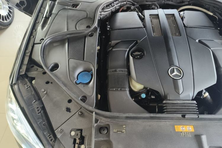 Used Mercedes-Benz S-Class 2014 S 400 L Prestige Edition Engine Bay Right