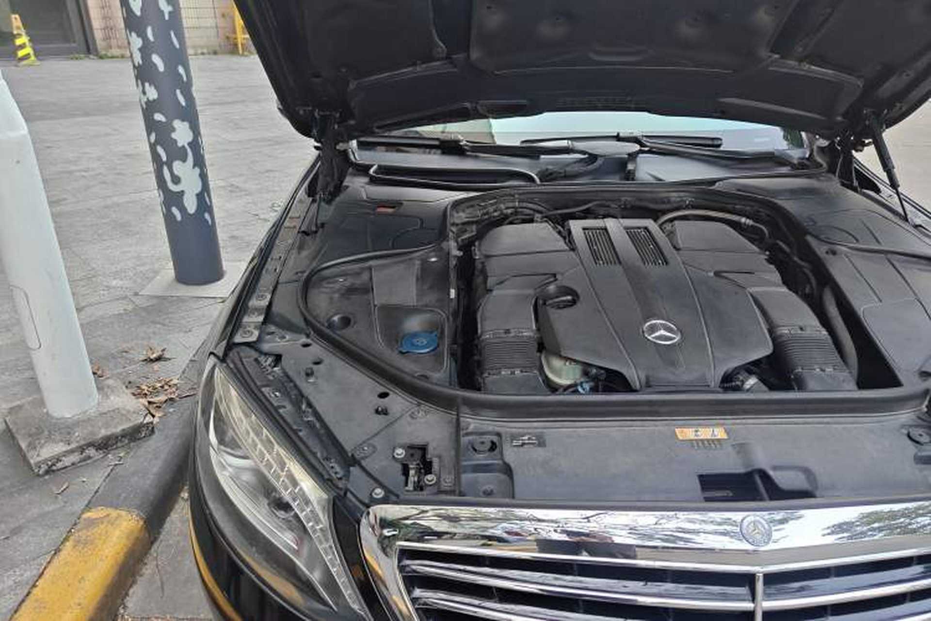 Used Mercedes-Benz S-Class 2014 S 400 L Prestige Edition Engine Bay Right