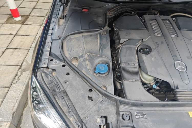 Used Mercedes-Benz S-Class 2014 S 400 L Prestige Edition Engine Bay Right