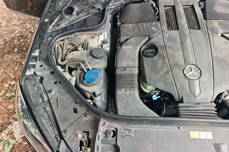 Used Mercedes-Benz S-Class 2014 S 400 L Prestige Edition Engine Bay Right