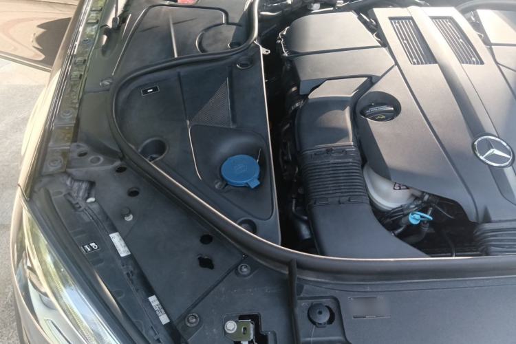 Used Mercedes-Benz S-Class 2014 S 320 L Business Model Engine Bay Right