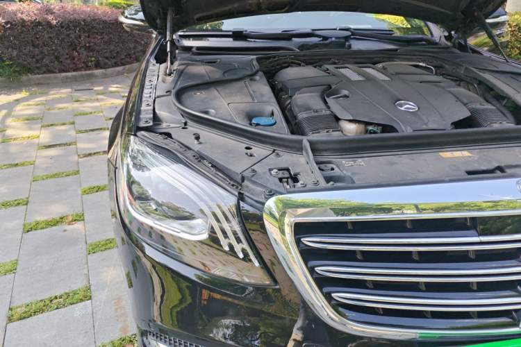 Used Mercedes-Benz S-Class 2014 S 320 L Luxury Model Engine Bay Right