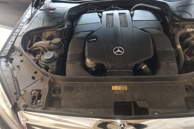 Used Mercedes-Benz S-Class 2014 S 320 L Business Model Engine Bay Right