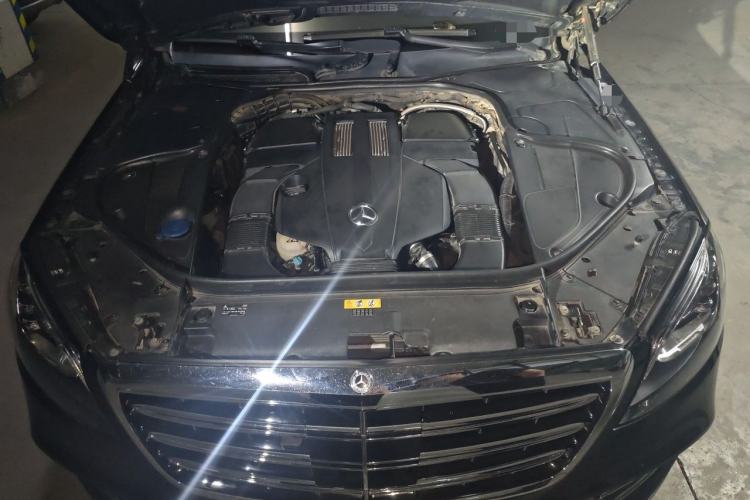 Used Mercedes-Benz S-Class 2014 S 320 L Business Model Engine Bay