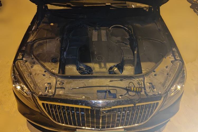 Used Mercedes-Benz S-Class 2014 S 320 L Luxury Model Engine Bay