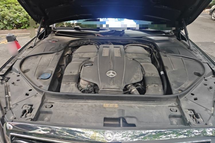 Used Mercedes-Benz S-Class 2014 S 320 L Luxury Model Engine Bay