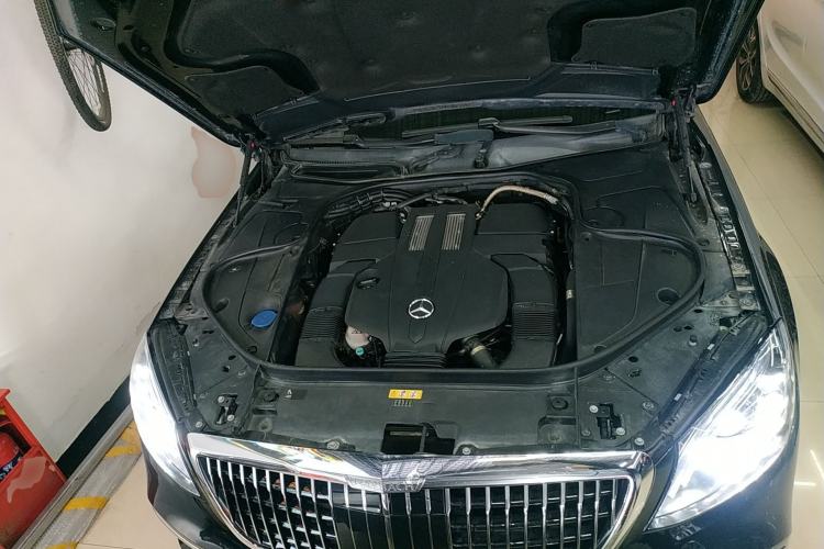 Used Mercedes-Benz S-Class 2014 S 320 L Business Model Engine Bay