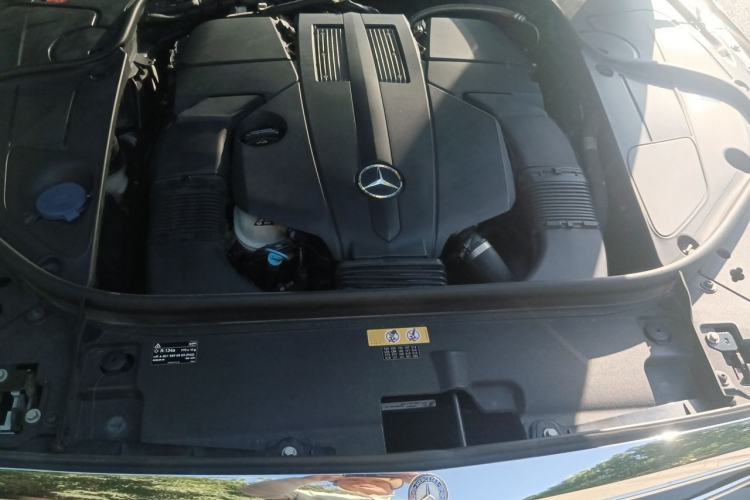 Used Mercedes-Benz S-Class 2014 S 320 L Business Model Engine Bay