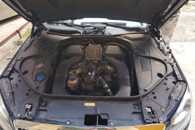 Used Mercedes-Benz S-Class 2014 S 320 L Business Model Engine Bay