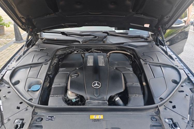 Used Mercedes-Benz S-Class 2014 S 320 L Business Model Engine Bay