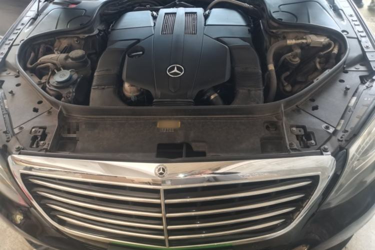 Used Mercedes-Benz S-Class 2014 S 320 L Business Model Engine Bay
