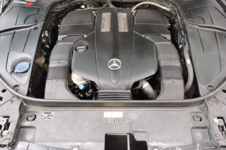 Used Mercedes-Benz S-Class 2014 S 320 L Business Model Engine Bay