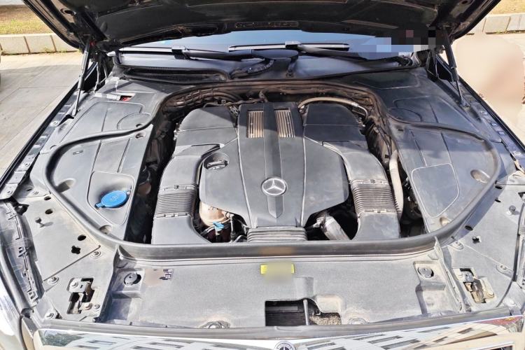 Used Mercedes-Benz S-Class 2014 S 320 L Business Model Engine Bay