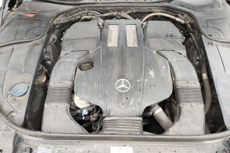 Used Mercedes-Benz S-Class 2014 S 320 L Business Model Engine Bay