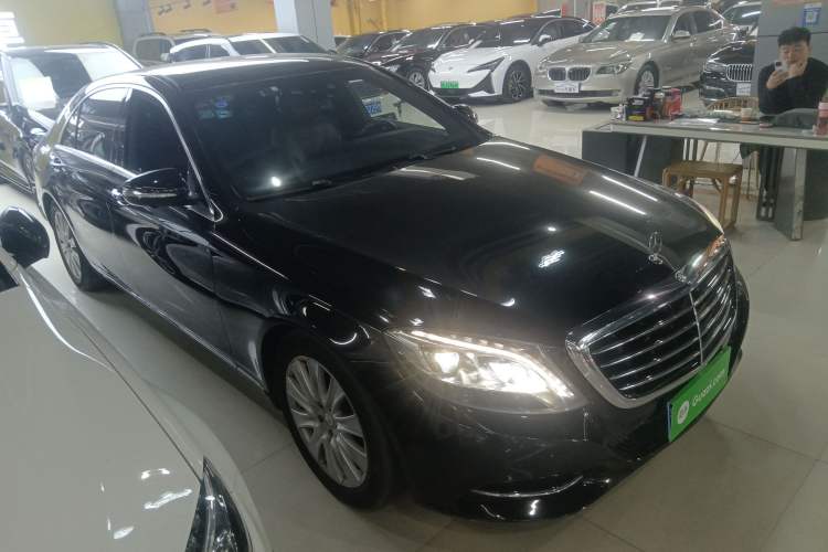 Used Mercedes-Benz S-Class 2014 S 320 L Luxury Model Exterior 1
