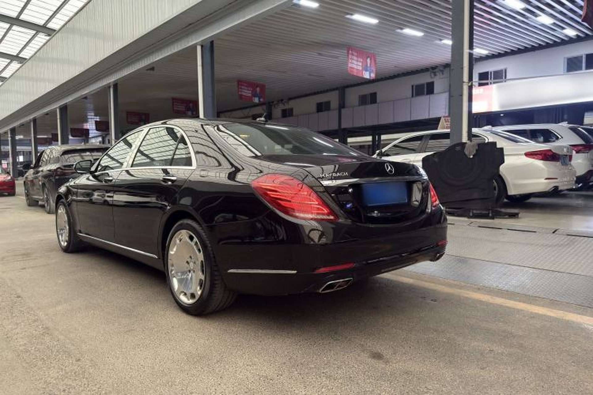 Used Mercedes-Benz S-Class 2014 S 400 L Luxury Model Exterior 2