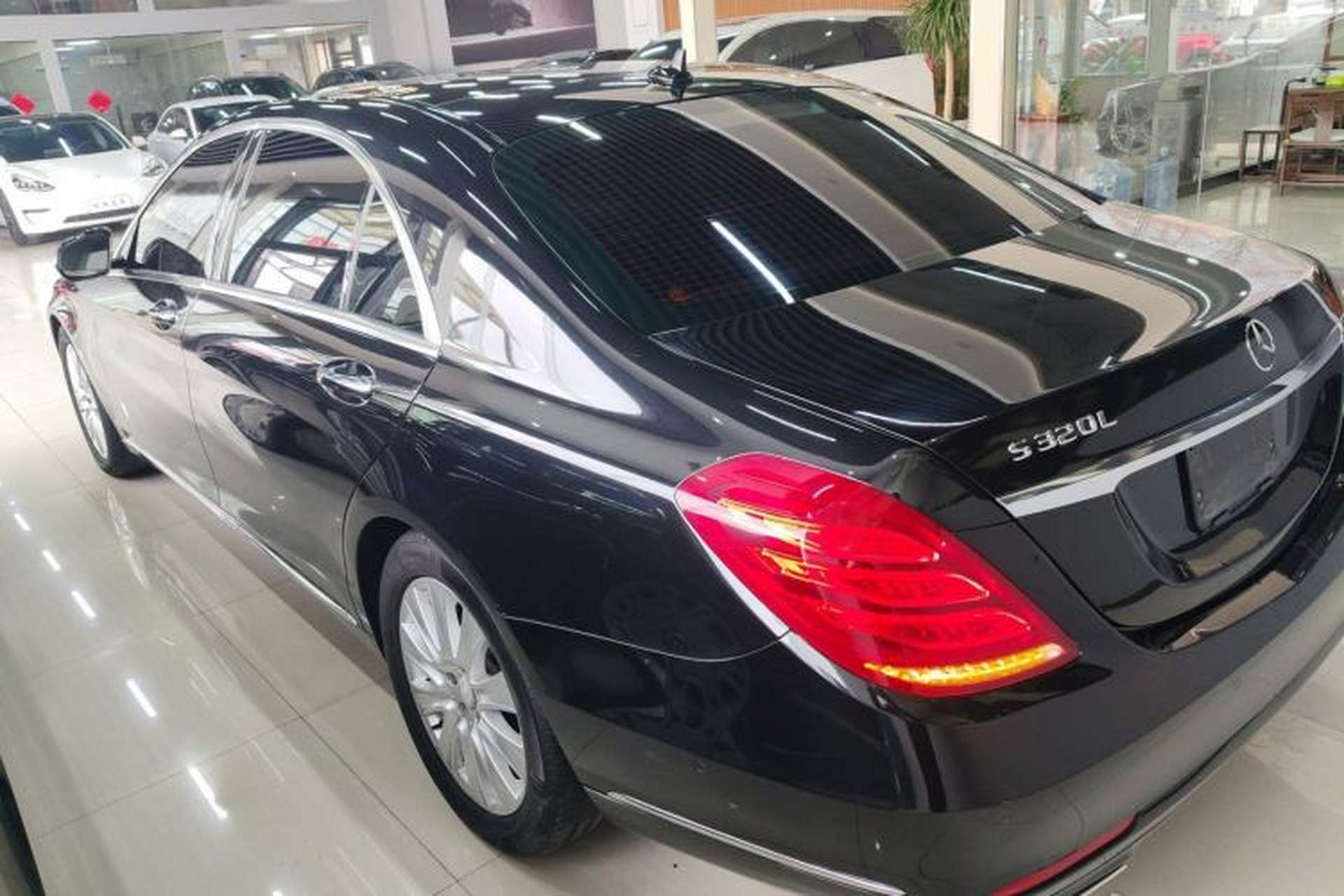 Used Mercedes-Benz S-Class 2014 S 320 L Business Model Exterior 3