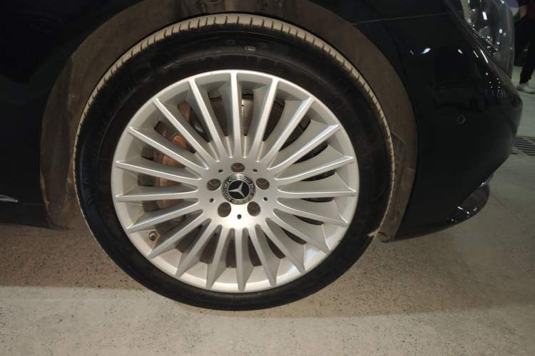 Used Mercedes-Benz S-Class 2014 Restyled S 500 L 4MATIC Exterior 7