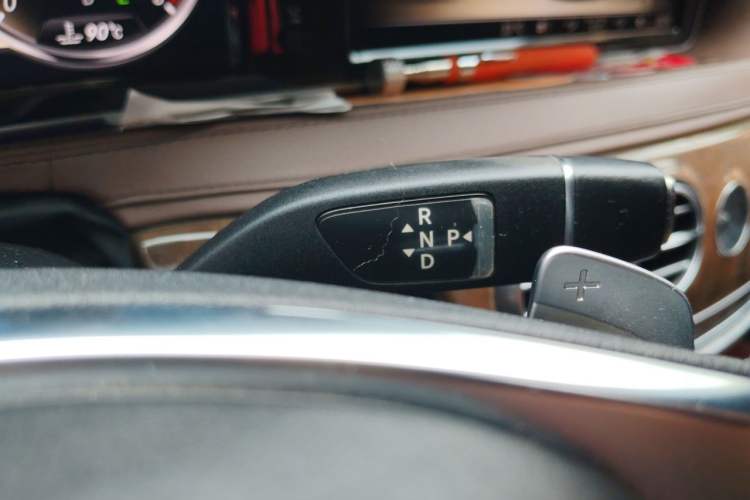 Used Mercedes-Benz S-Class 2014 S 400 L Prestige Edition Gear Lever
