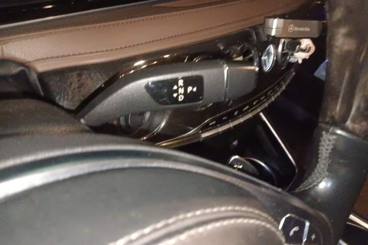 Used Mercedes-Benz S-Class 2014 S 320 L Luxury Model Gear Lever