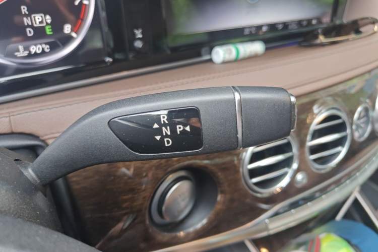 Used Mercedes-Benz S-Class 2014 S 320 L Business Model Gear Lever